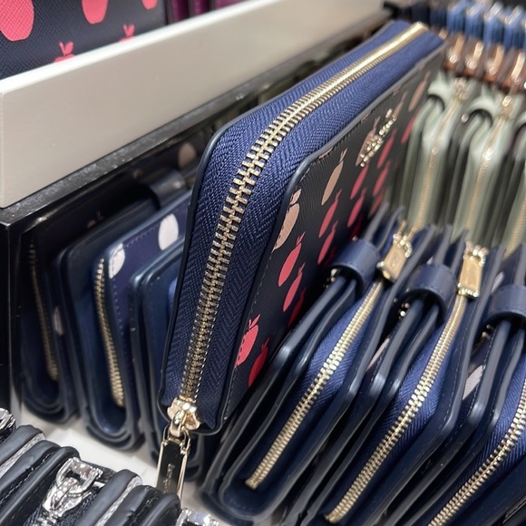 Kate Spade Staci Large Red Apple Continental Wallet
Multi - Picture 5 of 16